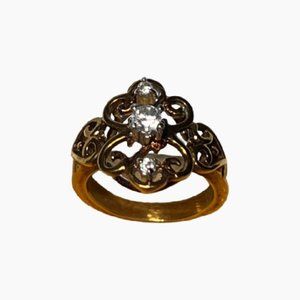 Vintage Gold-Tone 3 Swarovski Crystals Filigree Ring